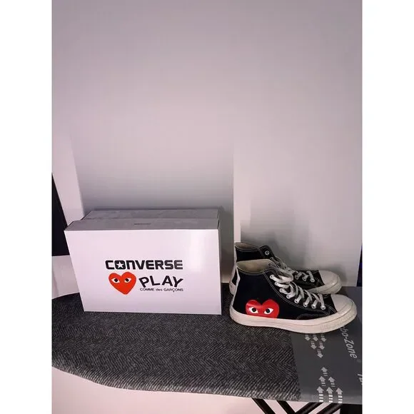 Comme des Garçons PLAY x Converse Chuck 70 Hi “Black/White/Red Heart” (2019) - Picture 2 of 7